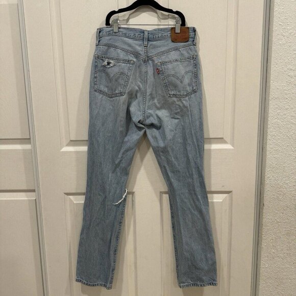 Women’s Levi’s Denim Jeans 28x28 Distressed Pants Big E - Picture 9 of 10